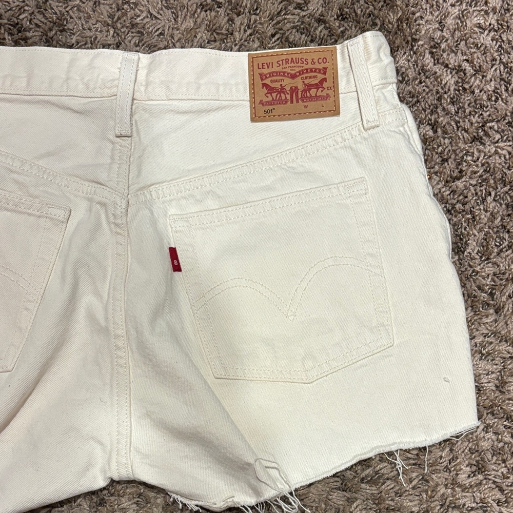 Levi's Cream Denim Shorts with Orange Purple and Green Butterfly Prints - Picture 2 of 4